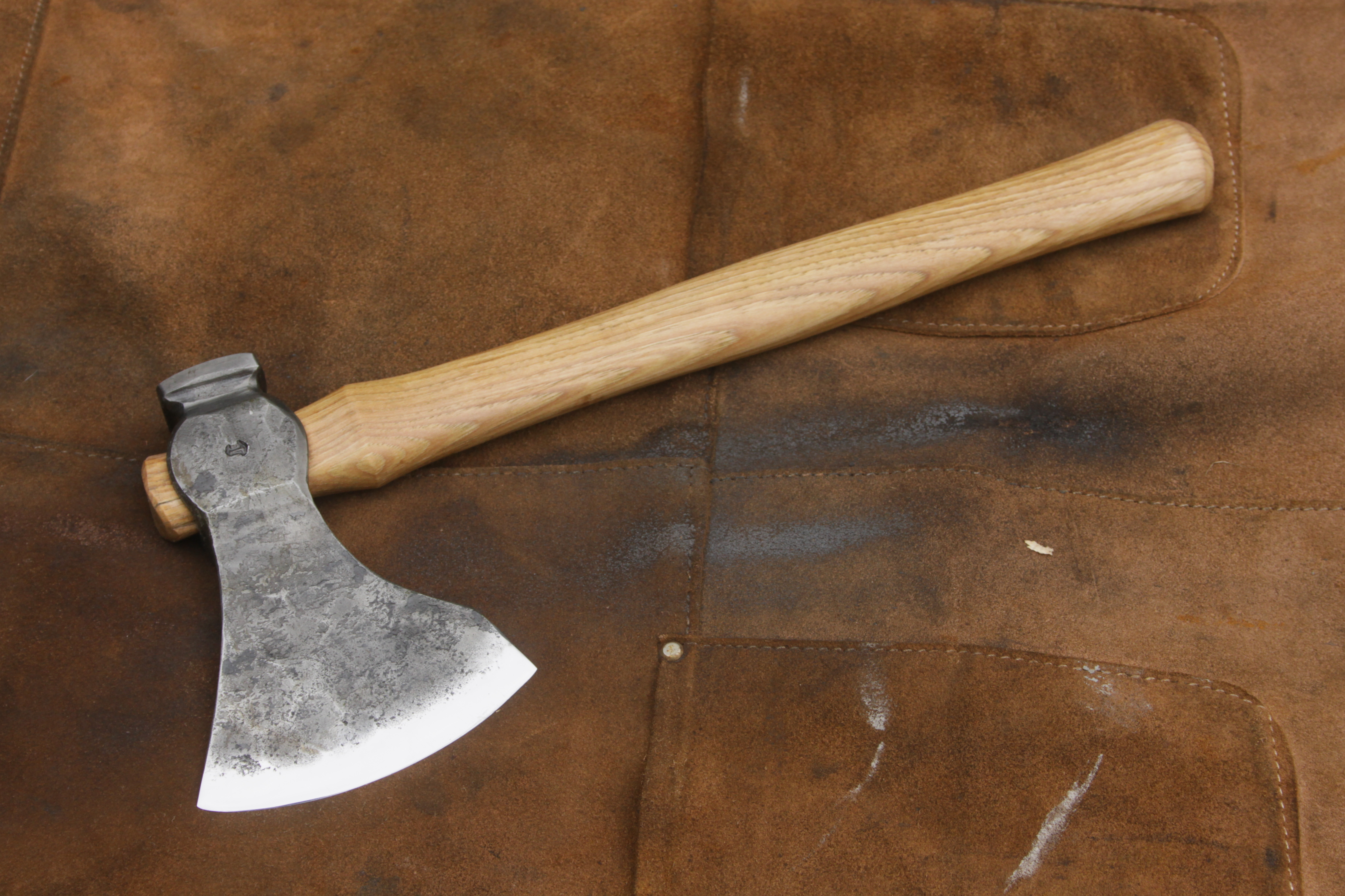 Handgeschmiedete Axt, Hammer oder Werkzeug
