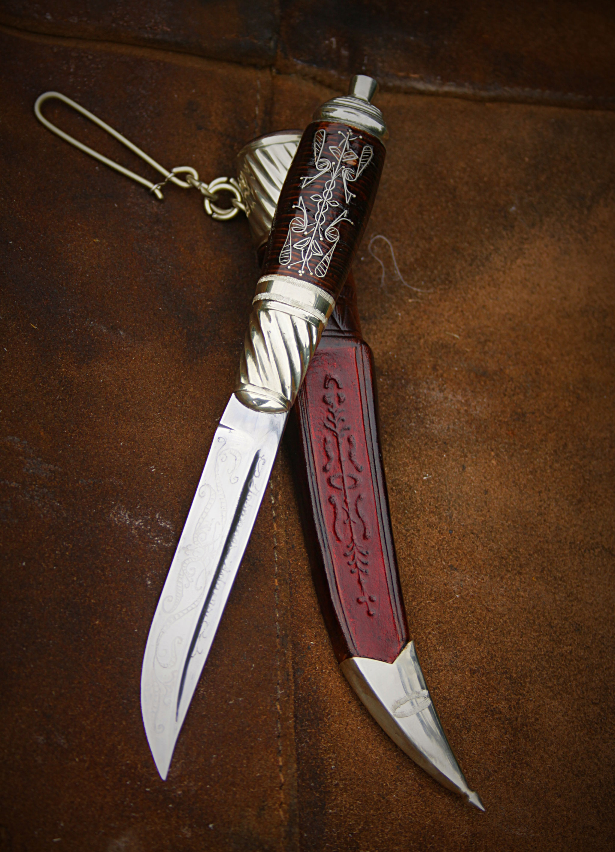 Messer mit verziertem Griff