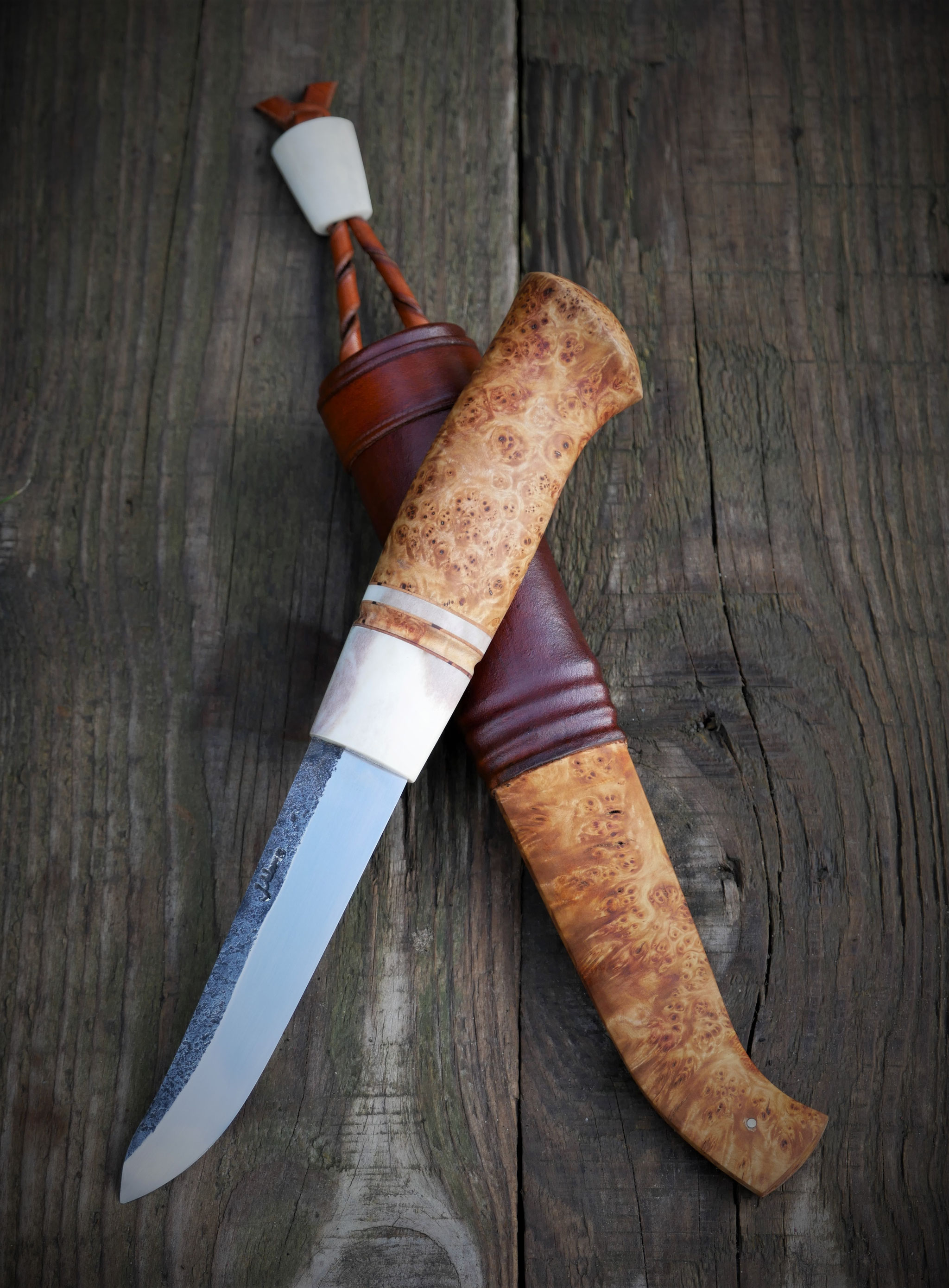 Puukko mit Leder-Wickelgriff