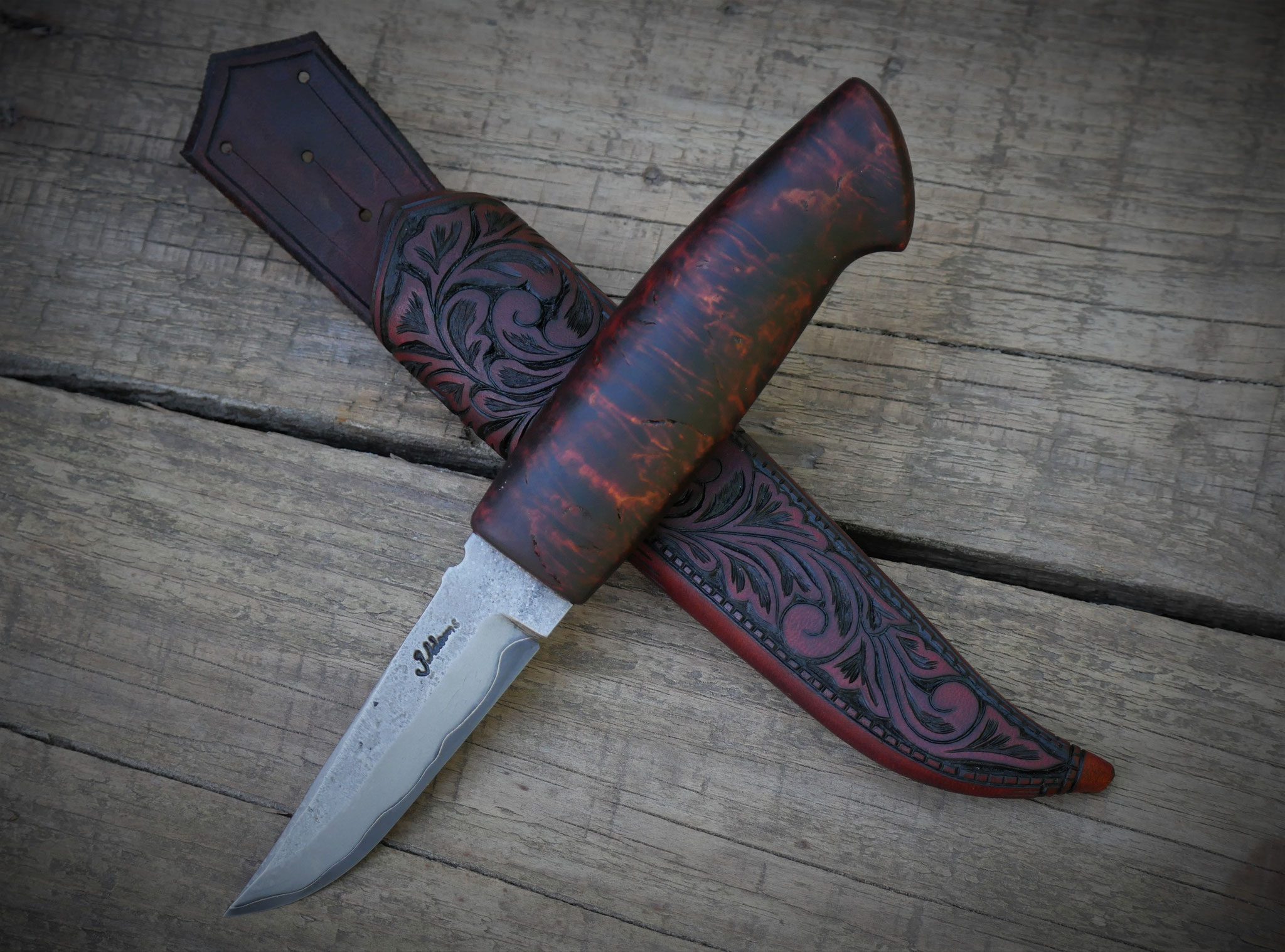 Fein geätztes Damastmesser