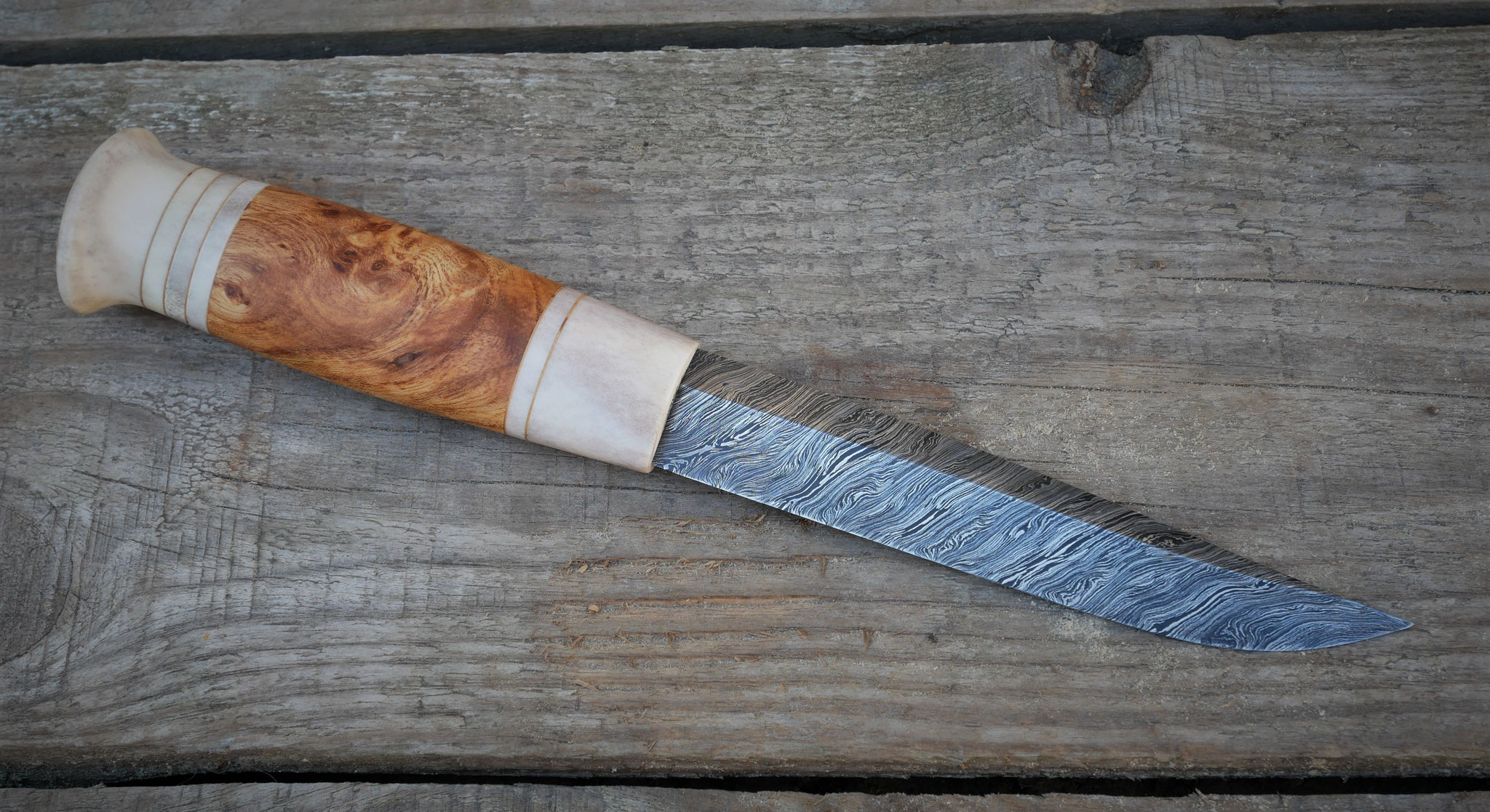 Klassischer Puukko mit Scheide